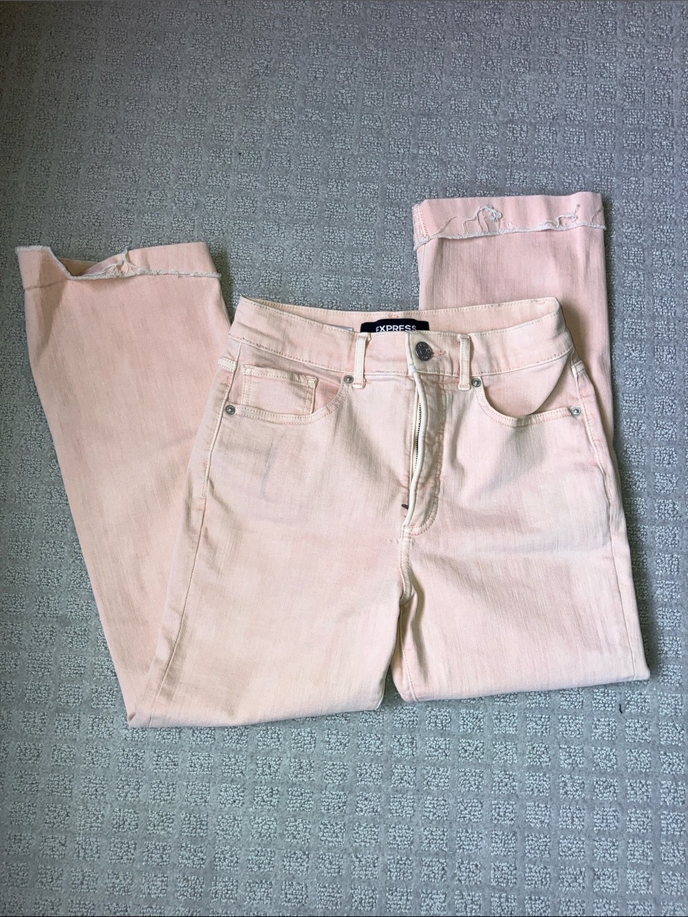 Express Women's Light Pink Cropped Flare High Rise  Jeans - 4